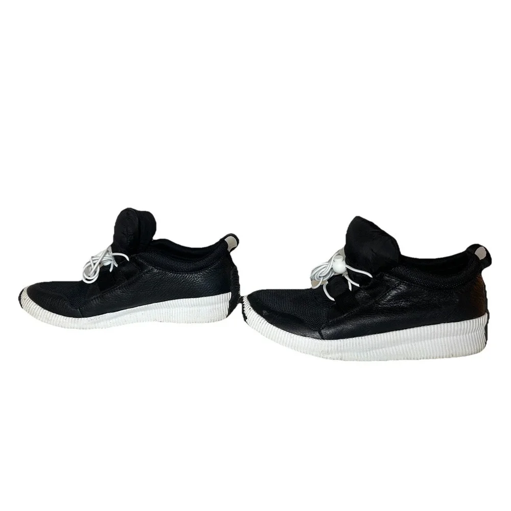 SOREL Women's Out N About Black White Street Sneakers Waterproof Shoes SIZE 9‎